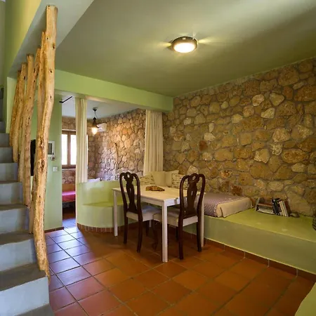 Agrikies Country Retreat Marathopoli