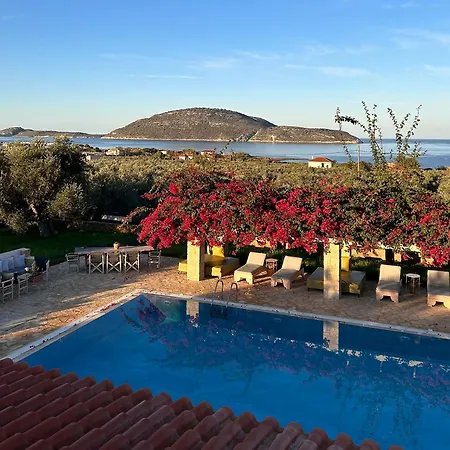 Agrikies Country Retreat * Marathopoli